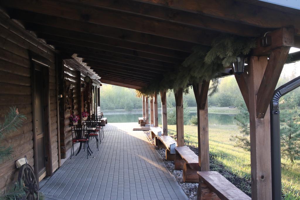 Viesu Maja Forrest Villa Dzimtmisa Kültér fotó